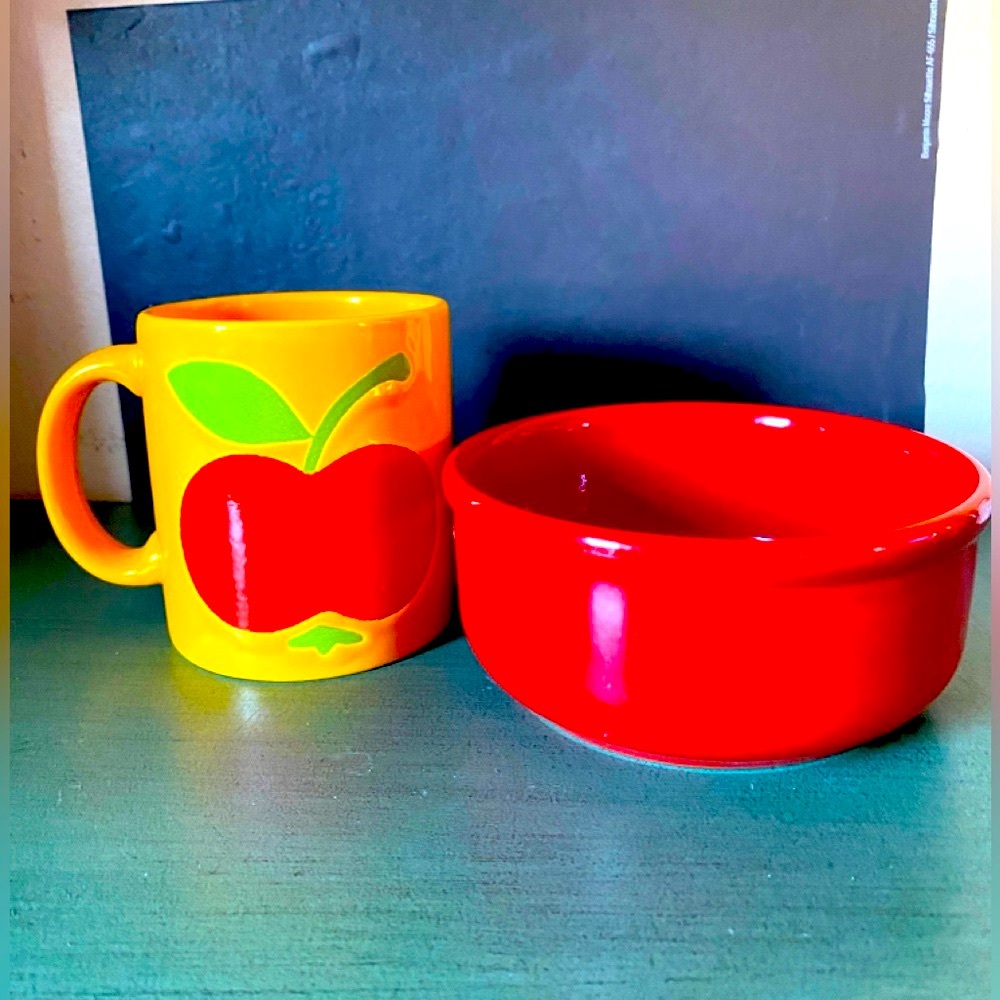 Waechtersbach bowl. Red. Bright ceramic glaze. Vintage Germany. BOWL only.